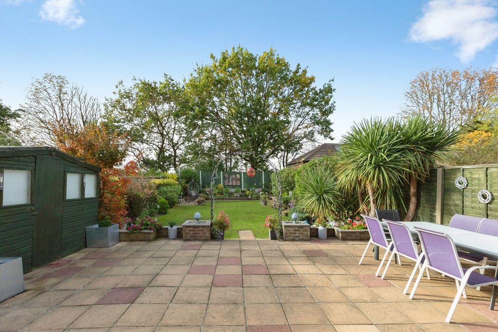 Property photo 2 of 25 Pbox-Img.Jpg
