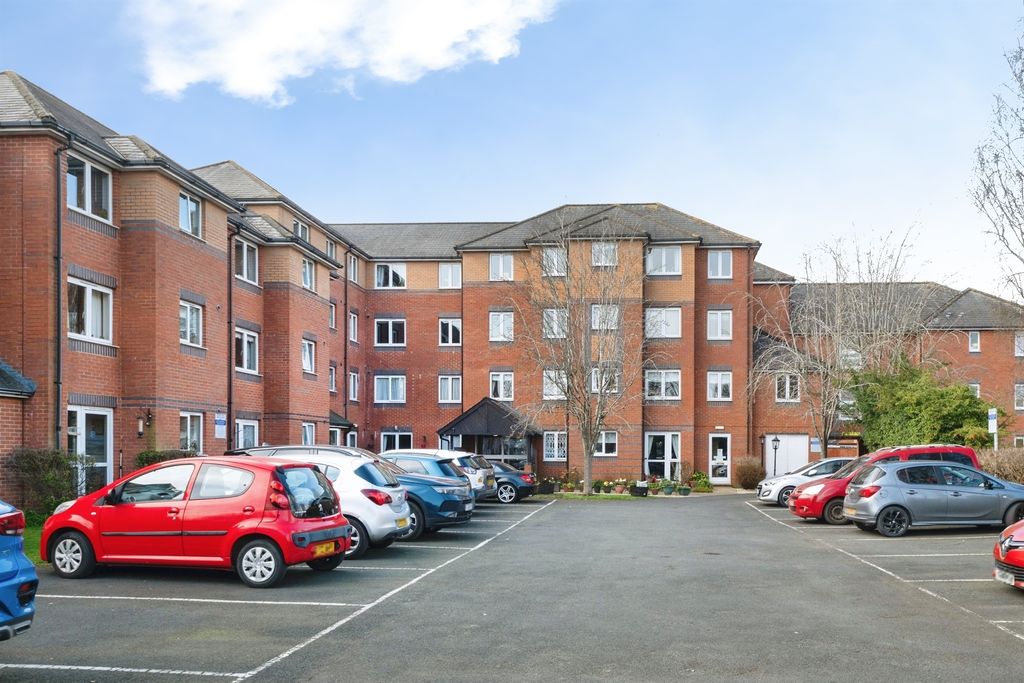 Property photo 1 of 7