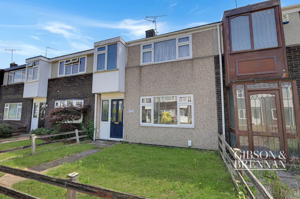 Property photo 2 of 16