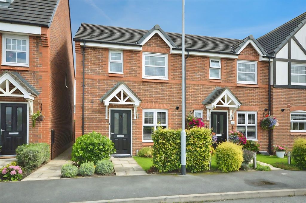 Property photo 1 of 8 62318461-1.Jpg