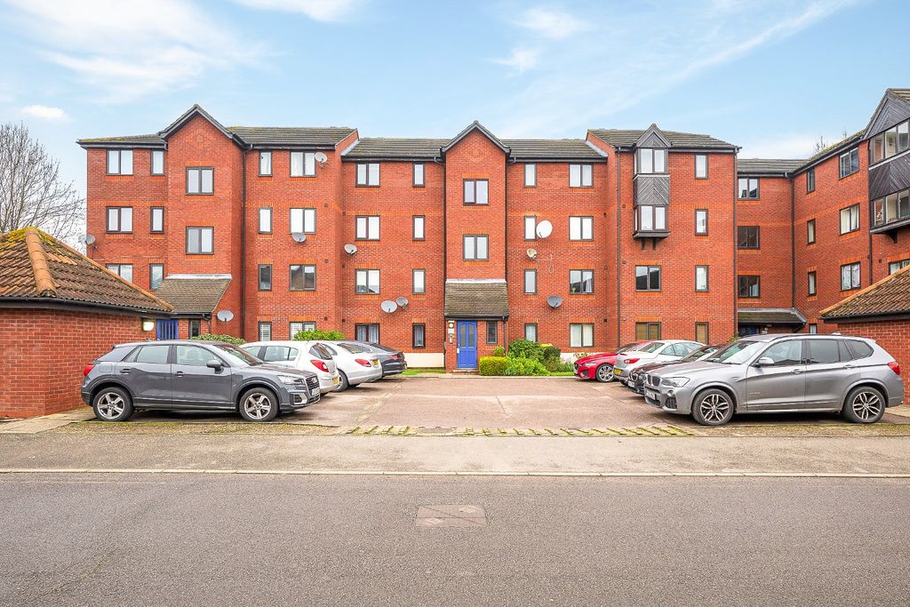 Property photo 1 of 11 4130830