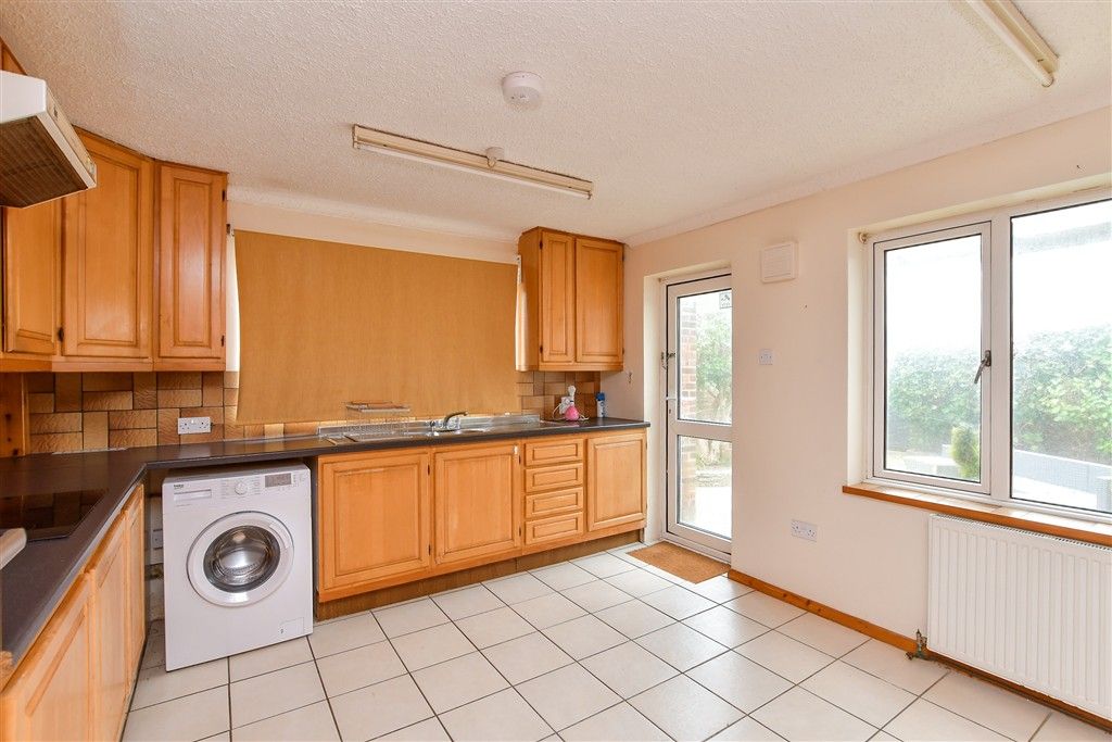 Property photo 3 of 14 Kitchen/ Breakfast Room