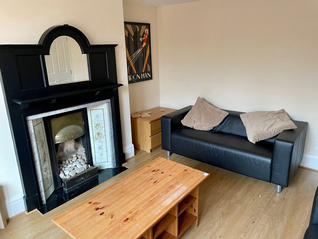 Property photo 2 of 16 Img_3256