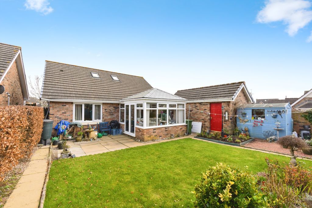 Property photo 2 of 15
