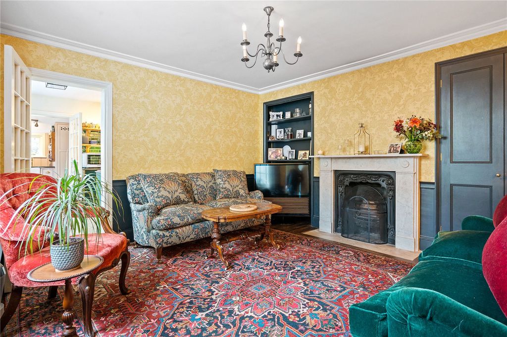 Property photo 3 of 36 Reception