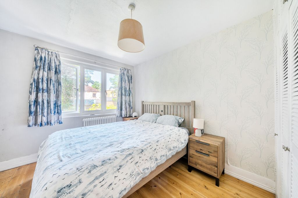 Property photo 3 of 14 1457260-14-6A0462...