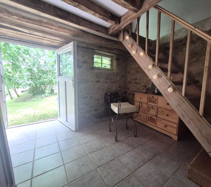 Property photo 3 of 10 Photo 10