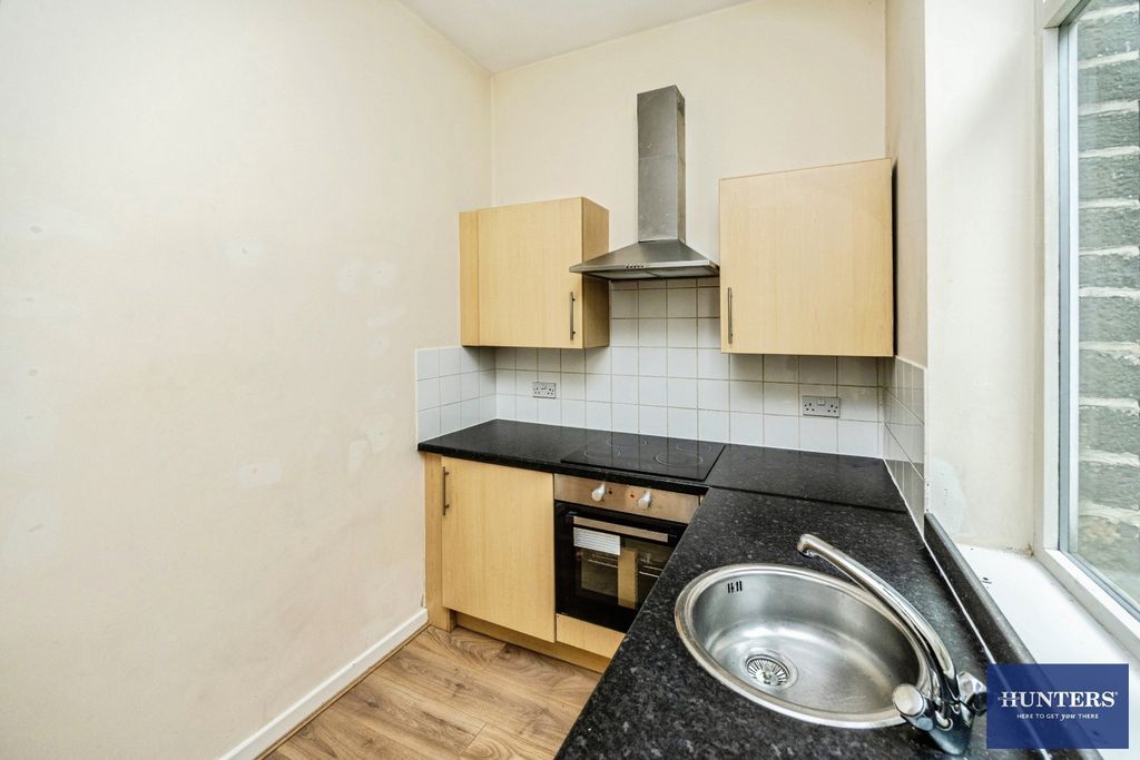 Property photo 3 of 13 Pbox-Img.Jpg