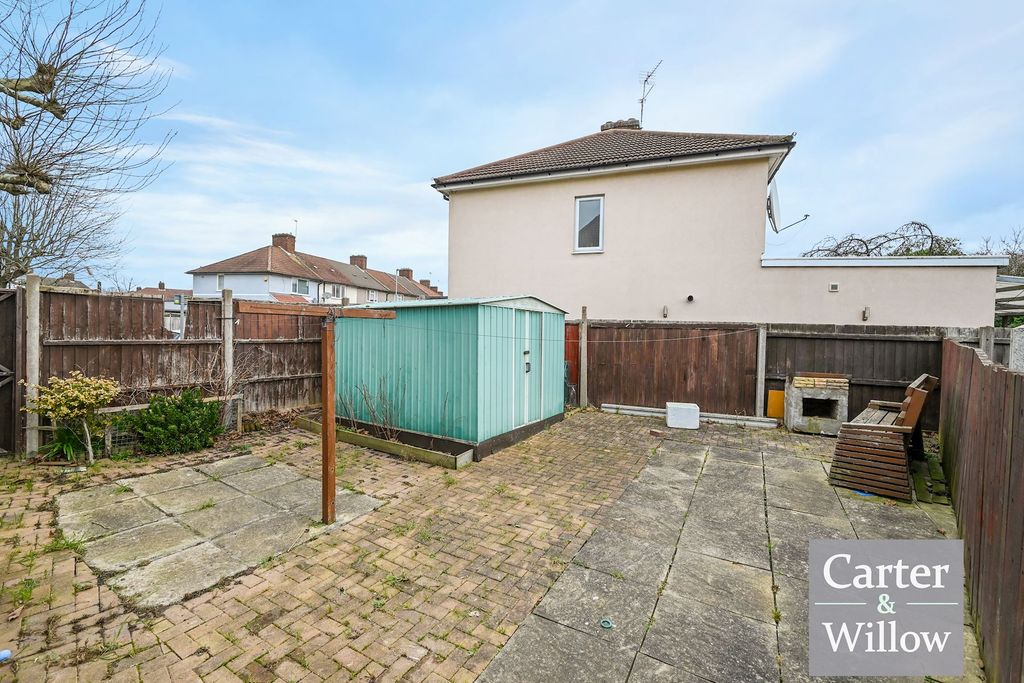 Property photo 3 of 14