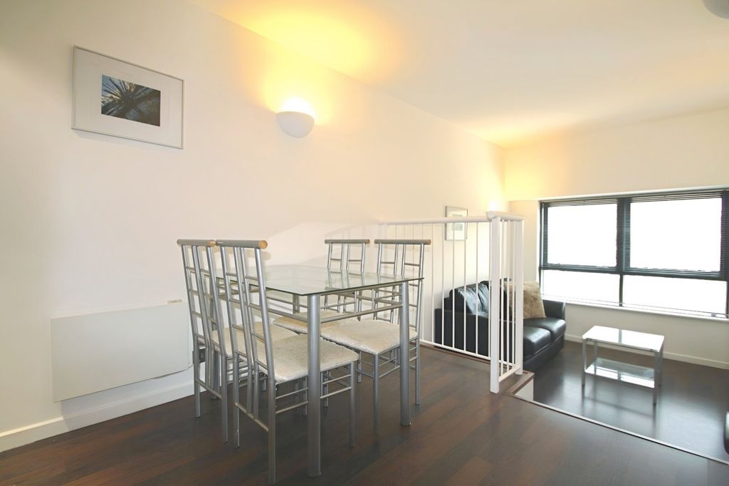 Property photo 3 of 11 Picture No. 27
