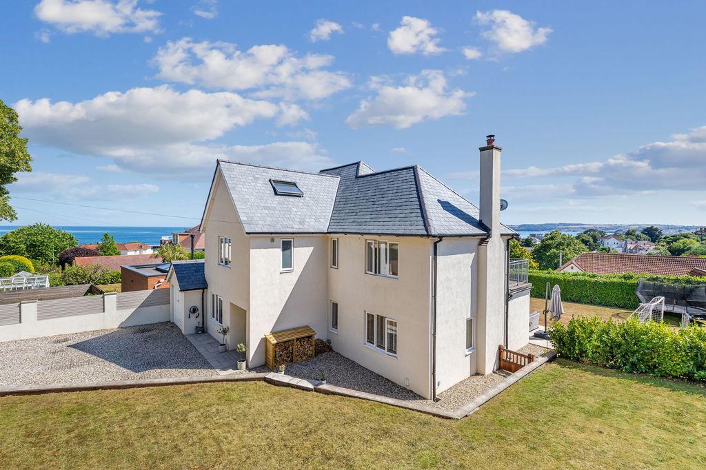 Property photo 1 of 54