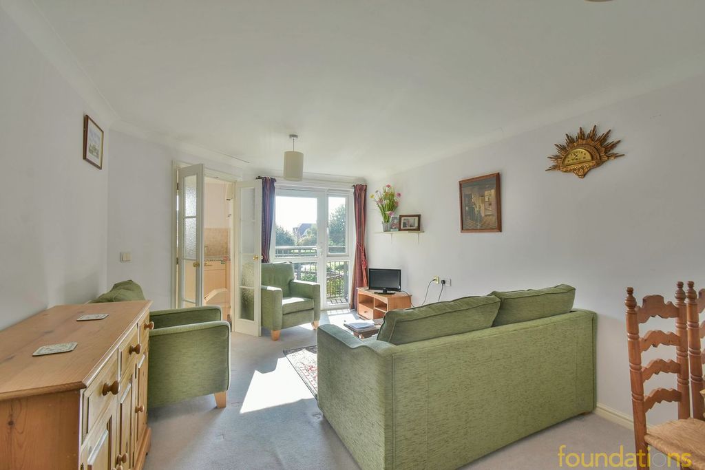 Property photo 3 of 13