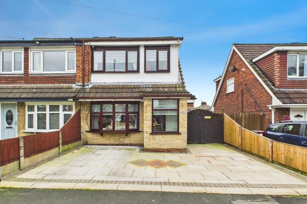 Property photo 1 of 27