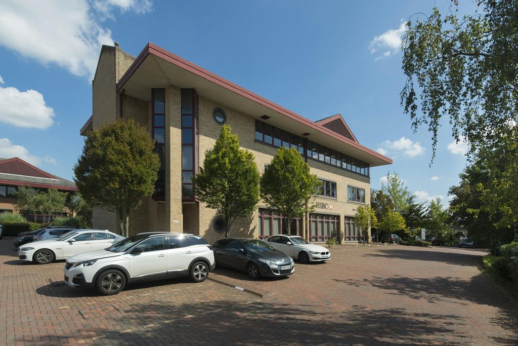 Property photo 1 of 12 Sunningdale
