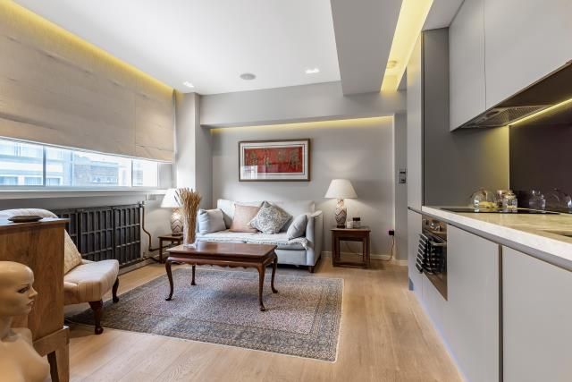 Property photo 1 of 10 Reception Room/Kitch