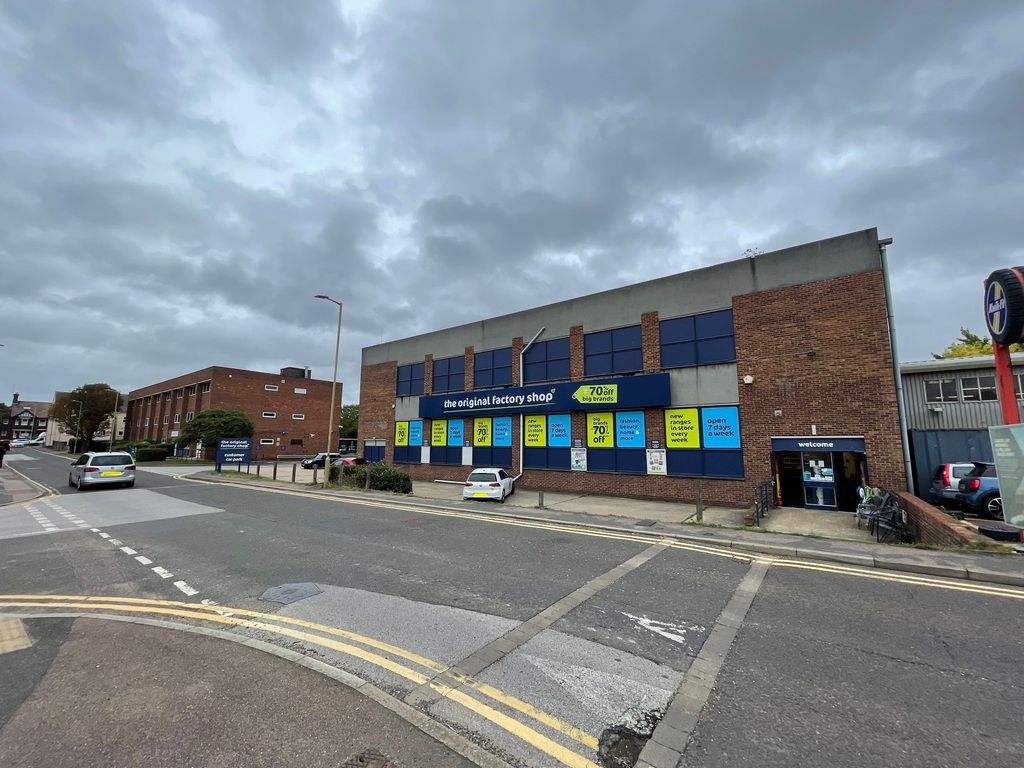 Property photo 1 of 6 Photo 2