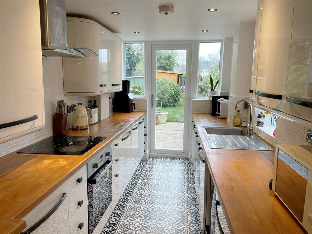 Property photo 3 of 20 Kitch 1.Jpg