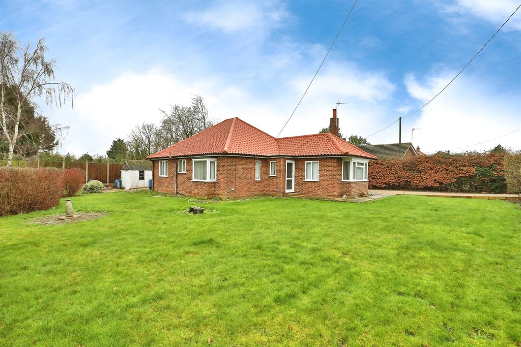 Property photo 2 of 14