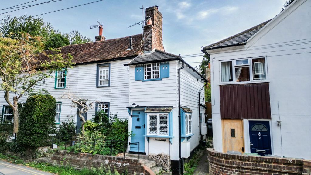 Property photo 1 of 9