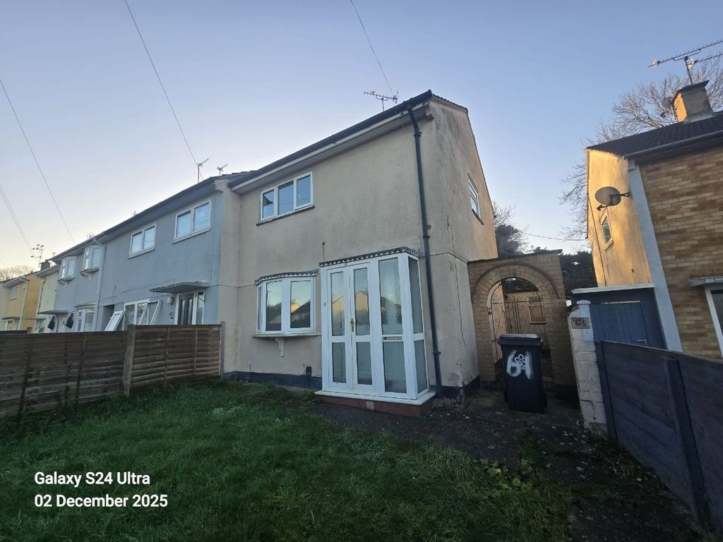 Property photo 1 of 2