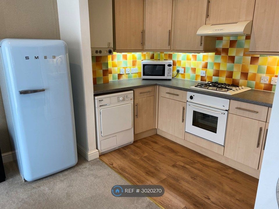 Property photo 3 of 11