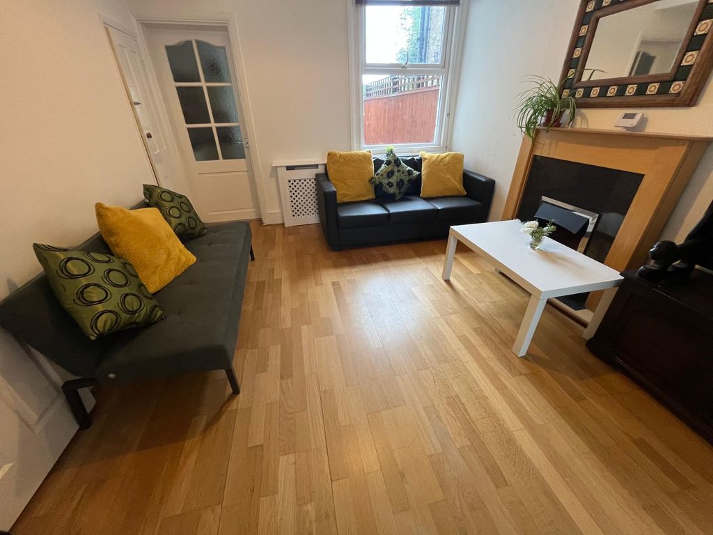 Property photo 2 of 13 Photo 1