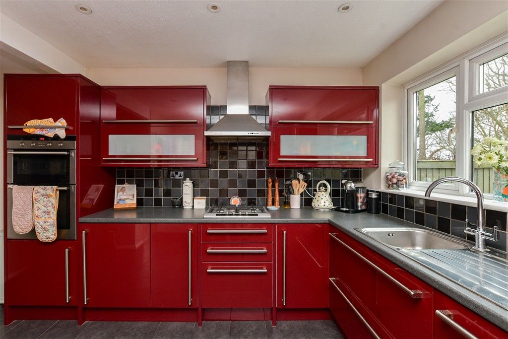 Property photo 3 of 10 Kitchen/Diner