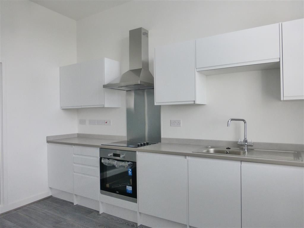 Property photo 2 of 5 Kitchen