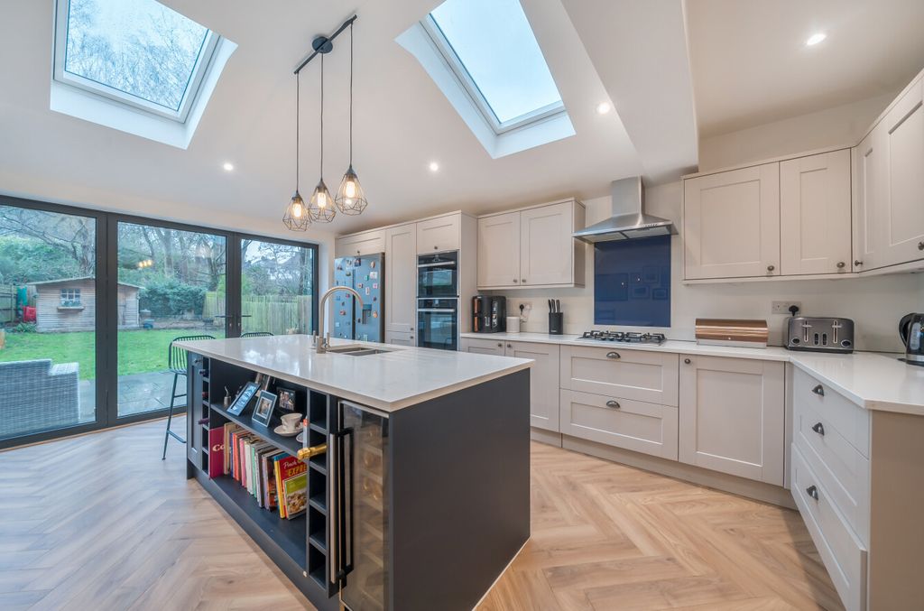 Property photo 1 of 22 1395656-4-69611E6...