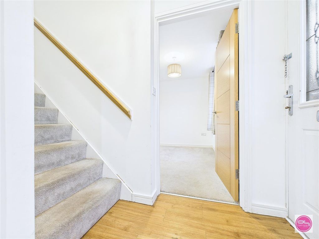 Property photo 2 of 25 The Brambles, Woodville (5).Jpg