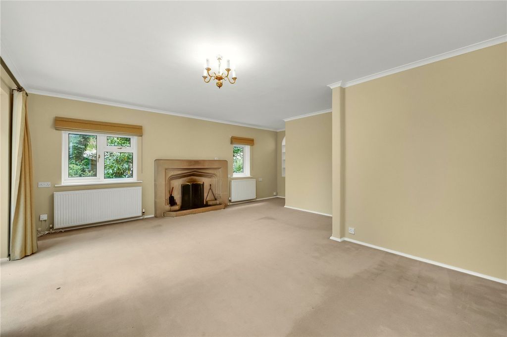 Property photo 3 of 27 Picture No. 21