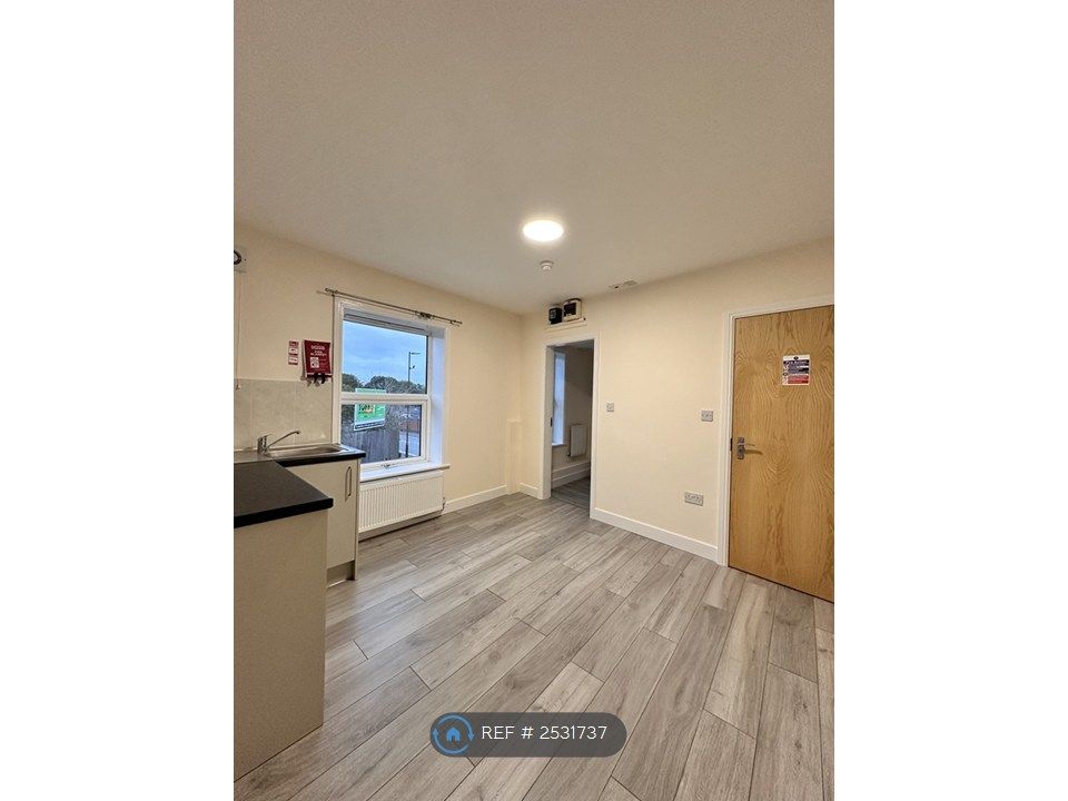 Property photo 1 of 5 Room 11