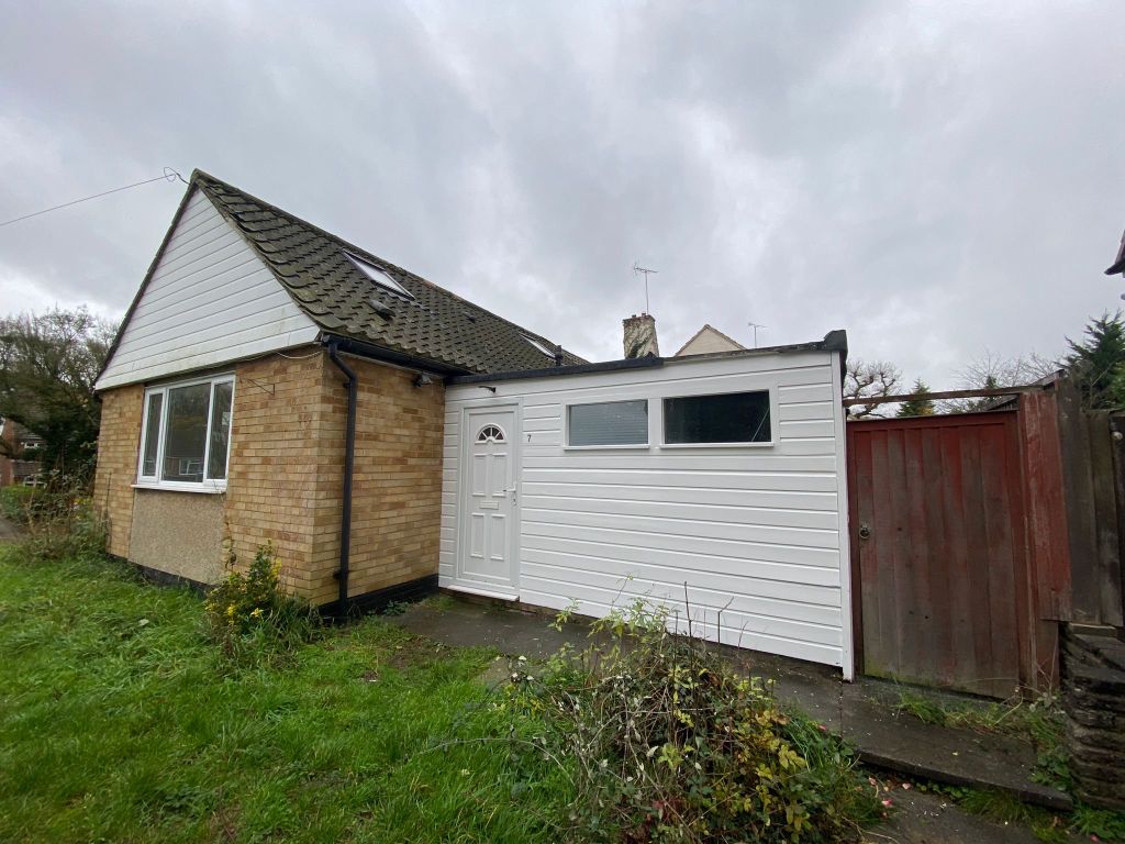 Property photo 1 of 8 Front