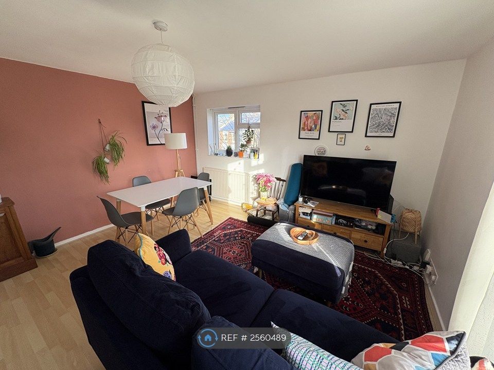 Property photo 3 of 9 Living Room