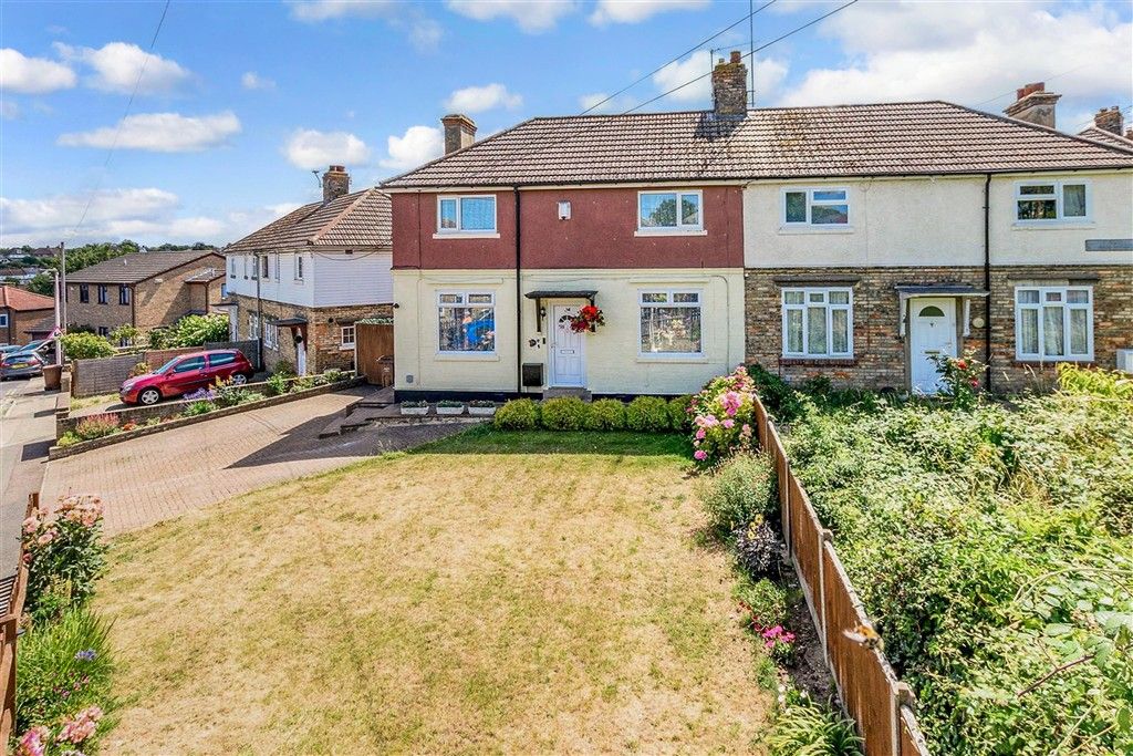 Property photo 2 of 10 Front (Web)