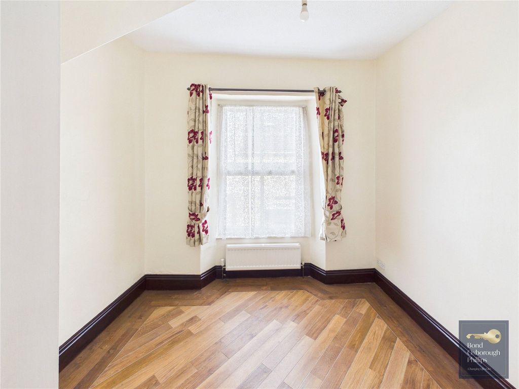 Property photo 3 of 5 Picture No. 03