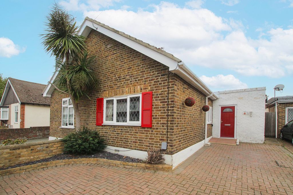 Property photo 1 of 15 Front