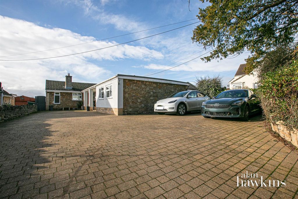 Property photo 3 of 22 3461-35.Jpg