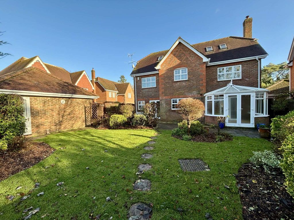 Property photo 2 of 19