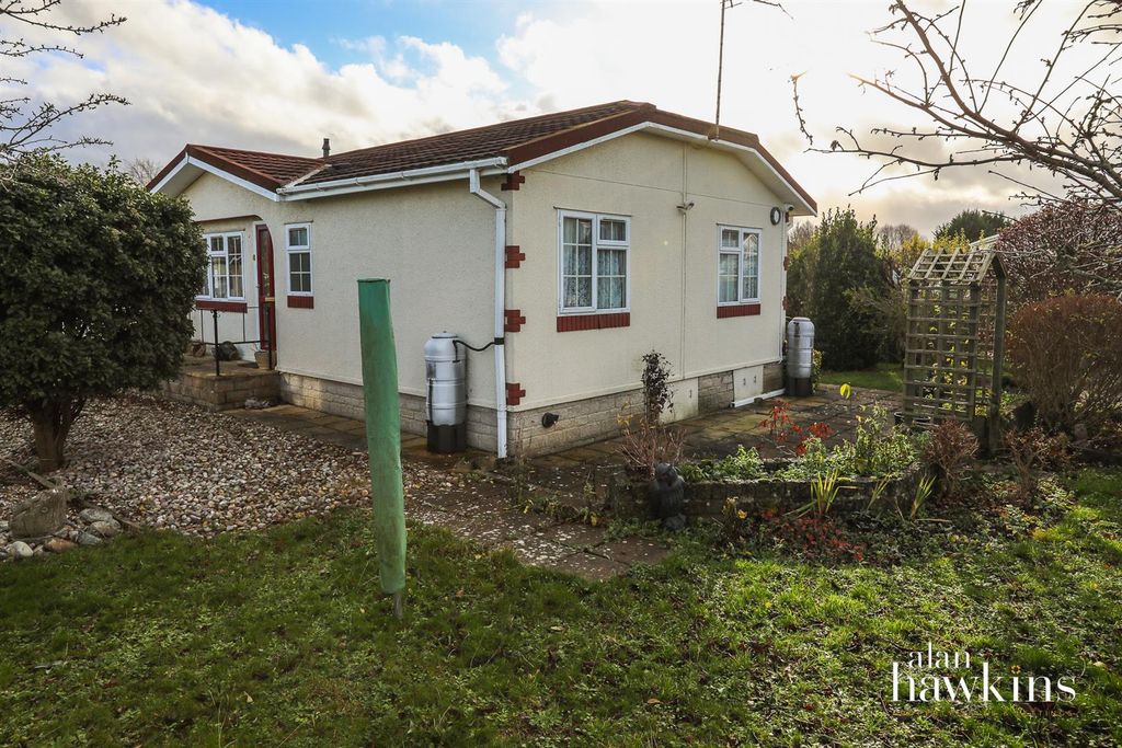 Property photo 3 of 10 3540-4.Jpg