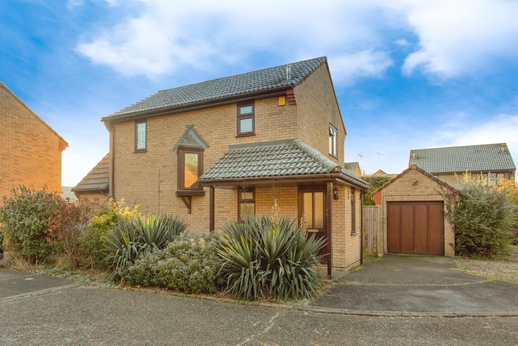 Property photo 1 of 17
