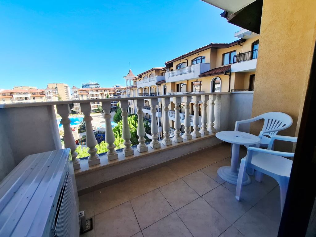 Property photo 3 of 14