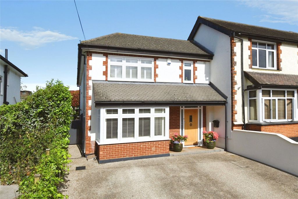 Property photo 1 of 15 External