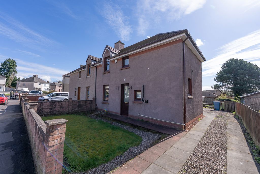 Property photo 1 of 28 2Â Bedroom Semi Detached For Sale