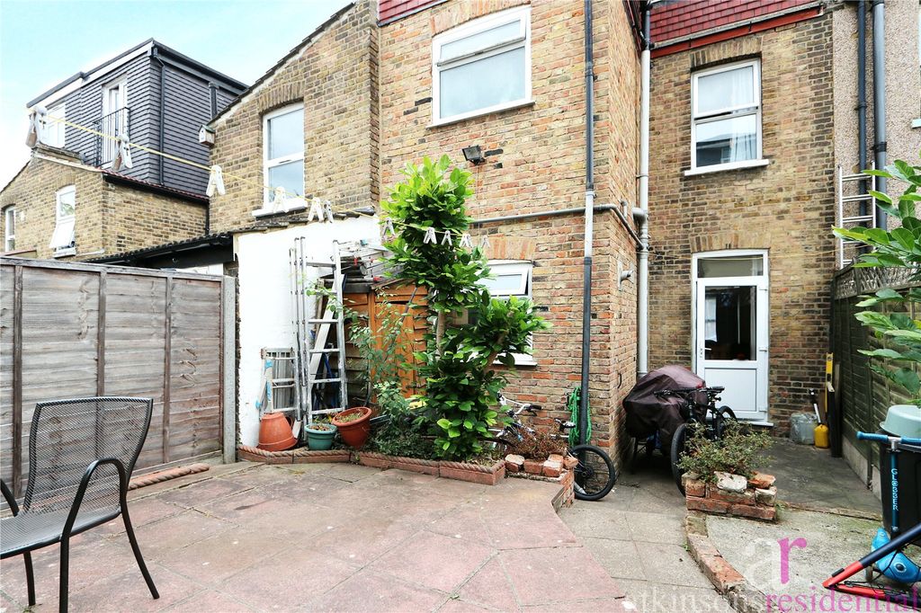 Property photo 3 of 17 Picture No. 20