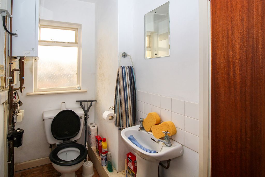 Additional image 13 of 2 bed property for saleLes Cotils, St Peter Port, Guernsey GY1