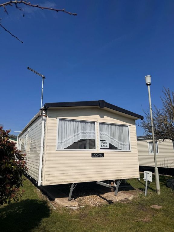 Property photo 2 of 17 1