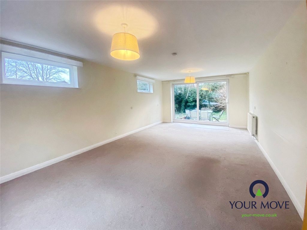 Property photo 2 of 12 Reception