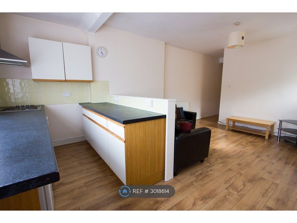 Property photo 3 of 5