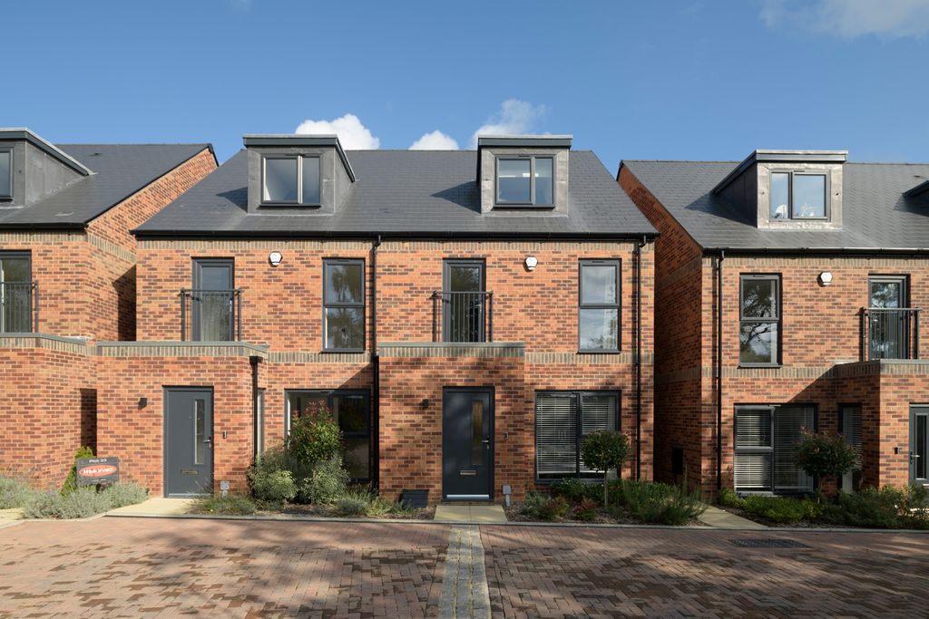 Property photo 1 of 22